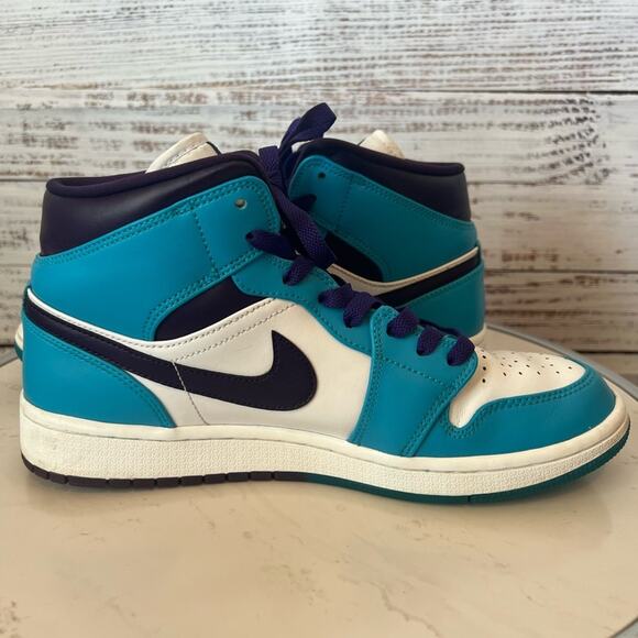 Nike Air Jordan 1 Mid 'Charlotte Hornets' Men’s - Picture 5 of 13